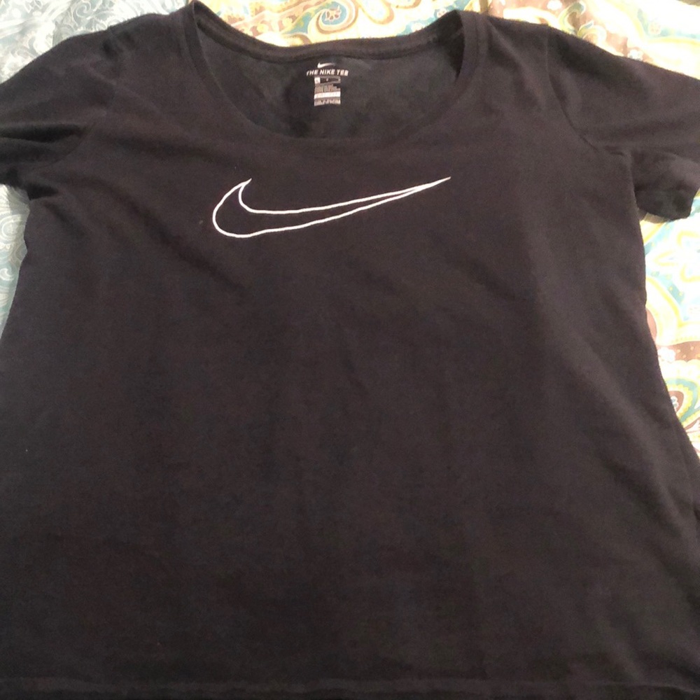 Ladies Nike shirt size large